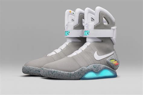 nike mag auto lacing